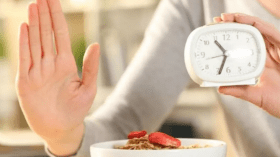 هذا ما يفعله الصيام المتقطع بجسمك؟