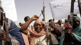 بعد صرخة حمايتهن من الاغتصاب.. السودانيات يقررن المواجهة بتعلم فنون القتال!