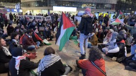 Pays-Bas: Sit-in dans 13 gares en soutien à la Palestine