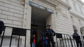 محاكمة الوزير ضيافات ومدير “الريم” و18 متهما في 27 ديسمبر