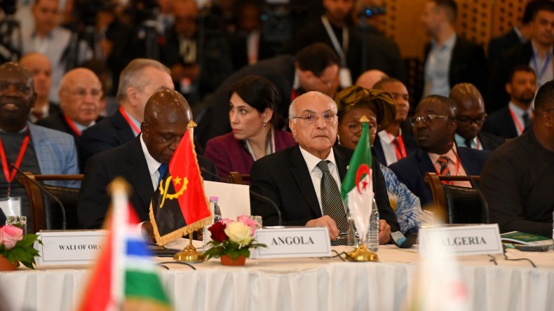 هذا ما سيتم مناقشته في الجلسة المغلقة لندوة الأمن والسلم في إفريقيا
