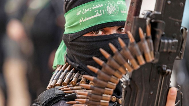 فيديو استسلام مقاتلي القسام.. هذا رَد حماس