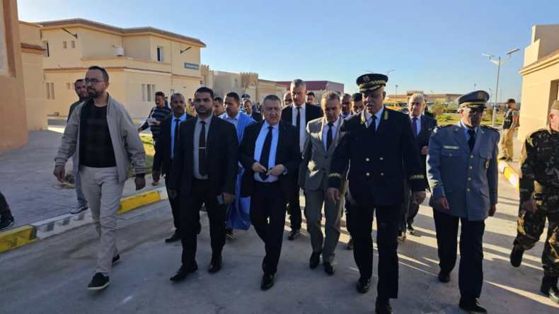 المعبرين الحدوديين الجزائري والموريتاني: هذه نسبة تقدم الأشغال