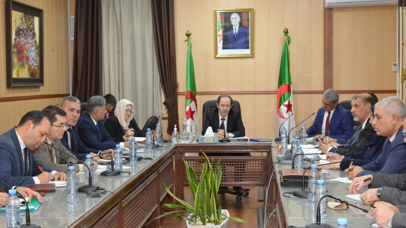 رواتب 800 ألف مستخدم بالتربية بالزيادة الجديدة في جانفي