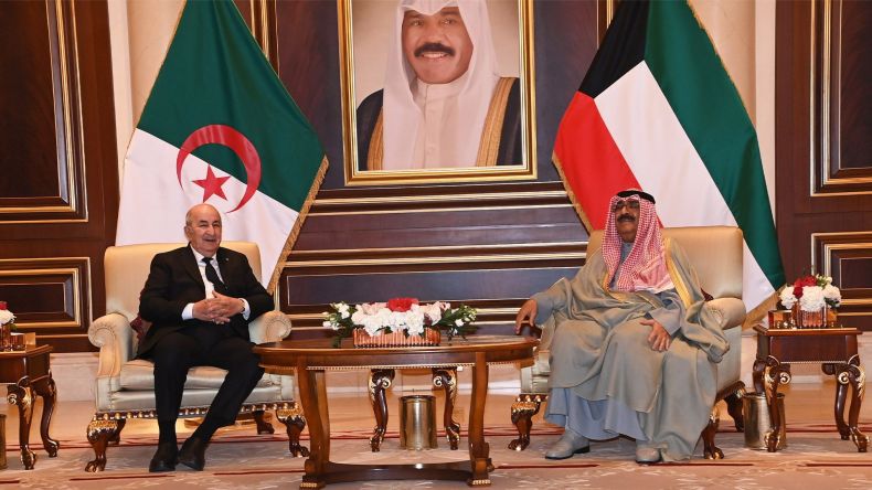 الرئيس تبون يجري مكالمة هاتفية مع ولي عهد الكويت