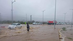 تقلبات جوية.. إنقاذ 7 أشخاص حاصرتهم مياه وادي تليلات بوهران