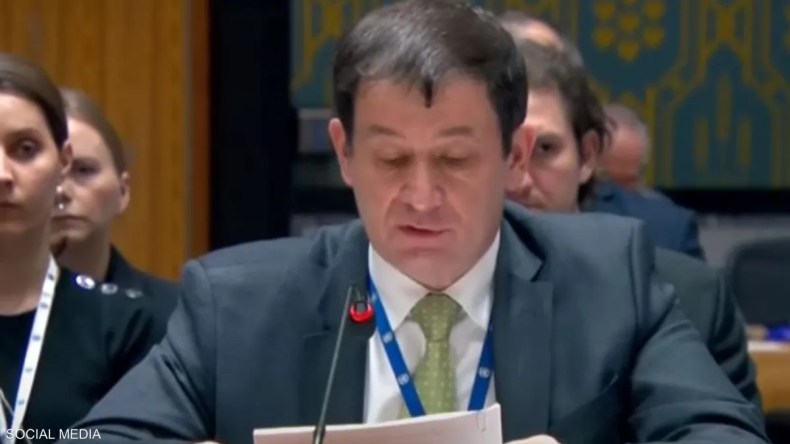 متحدثا بالعربية.. المندوب الروسي بمجلس الأمن ينتقد أمريكا (فيديو)