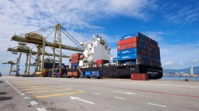 ماليزيا تمنع شركة شحن صهيونية من دخول موانئها