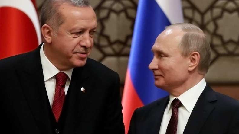 تركيا توافق على انضمام السويد إلى الناتو.. أول تعليق من الكرملين