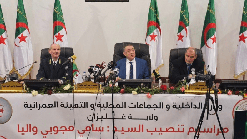 وزير الداخلية يشرف على تنصيب والي غليزان الجديد