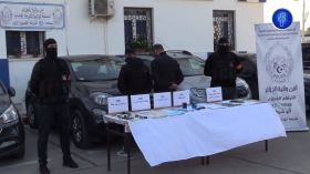 أمن العاصمة يتمكن من توقيف شخصين و استرجاع 8 سيارات مسروقة