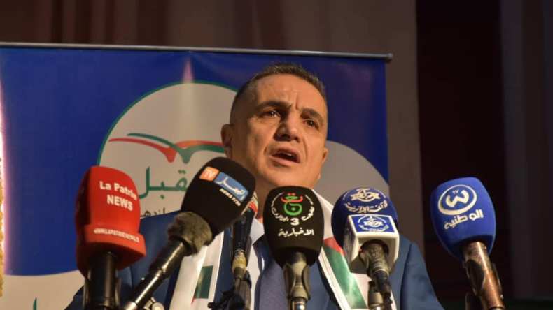 عبد العزيز بلعيد يعلن عدم ترشحه لرئاسة جبهة المستقبل