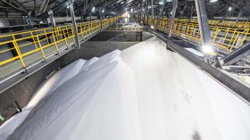 الجزائر تقدّم 16 طنا من الأسمدة هبة لكينيا