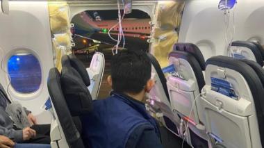 États-Unis: Un avion de ligne perd une partie de son fuselage en plein vol