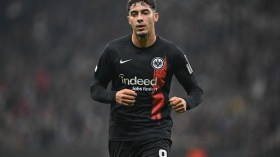 فارس شعيبي ينافس على جائزة لاعب الشهر بآينتراخت فرانكفورت