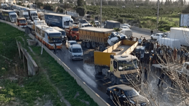 حادث تصادم تسلسلي لـ8 مركبات على الطريق السيّار بين بوفاريك والعاصمة