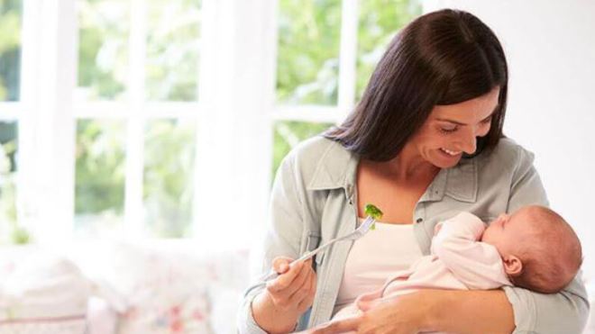 أفضل الأطعمة السريعة والمفيدة للأم