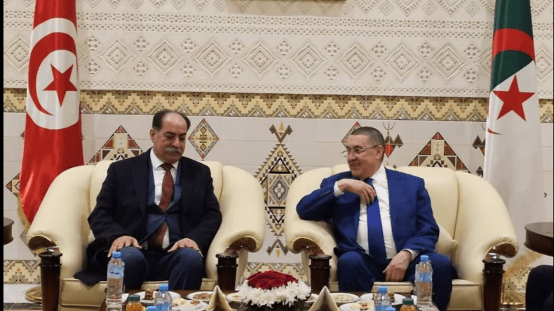 الجزائر-تونس: مرَاد يدعو إلى تحصين المناطق الحدودية المشتركة