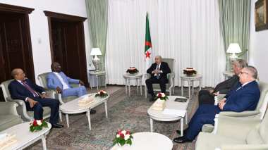 Le président Tebboune reçoit le chef de la diplomatie mauritanienne (VIDEO)