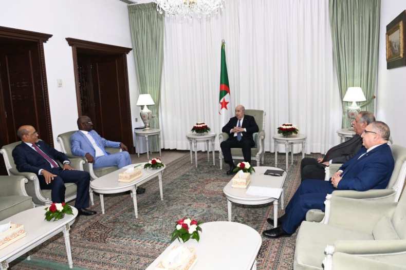 Le président Tebboune reçoit le chef de la diplomatie mauritanienne (VIDEO)