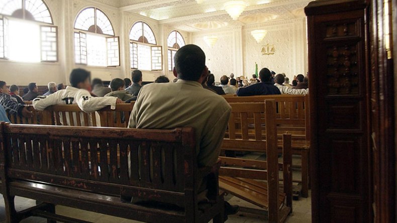 الاعتداء على الأصول ينخر المجتمع