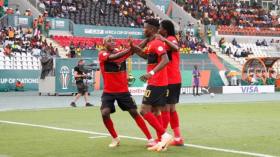 أنغولا أوّل منتخب يعبر إلى ربع النّهائي