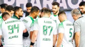 فوز ساحق للجزائر على المغرب