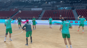 المنتخب الوطني لكرة اليد يدخل المنعرج الأخير من تحضيراته للبطولة الإفريقية