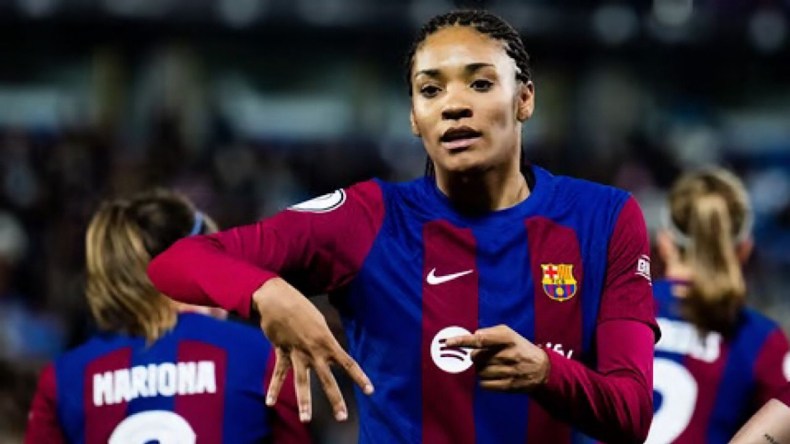 لاعبة برشلونة ترد على نجم ريال مدريد