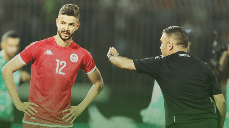 غادر المنتخب التونسي بسبب مرض ابنته.. بن وناس يشارك مع ناديه ويثير جدلا كبيرا