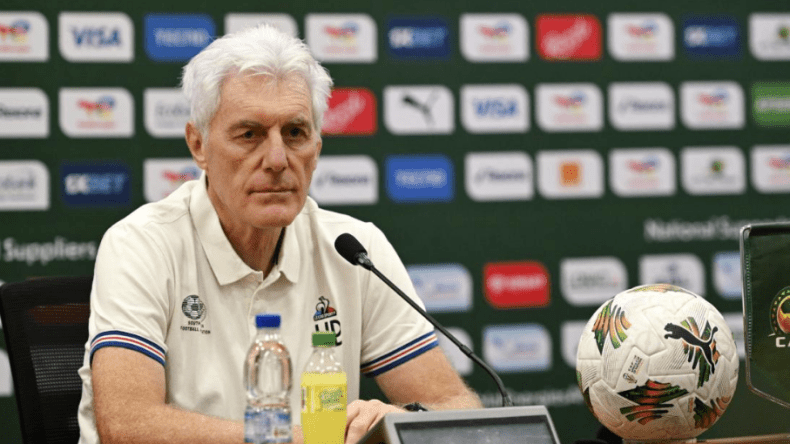 هذا ما قاله مدرب جنوب إفريقيا بعد الفوز على المغرب