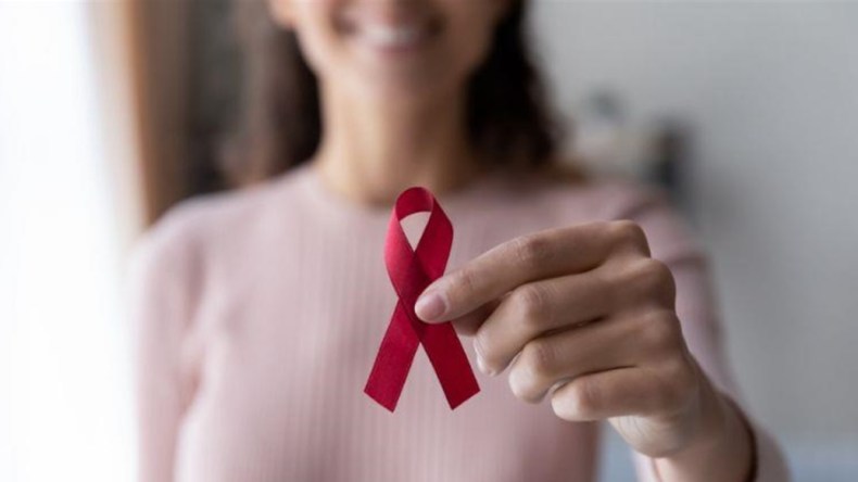 دراسة صادمة: منتجات استهلاكية تحتوي على 900 مادة كيميائية تسبب سرطان الثدي!