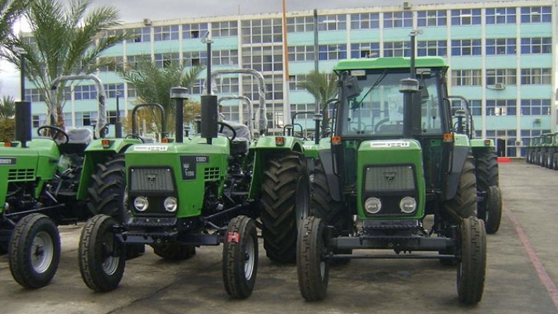 مطالب بالتدخل لإنقاذ مصنع الجرارات “سيرتا” بقسنطينة