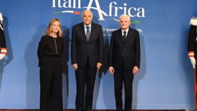 الجزائر تحشد الاستثمار في البنى التحتية والمنشآت القاعدية