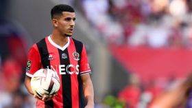 مدرّب نيس يتحدّث عن مصير عطال