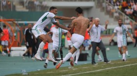 بونجاح في طريقه إلى هذا النّادي