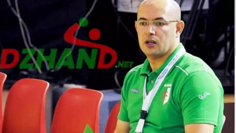ندوة صحفية لمدرب المنتخب الوطني لكرة اليد قبل البطولة الإفريقية