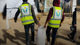 جمعية “البركة” تواصل توزيع تبرّعات الجزائريين في غزّة