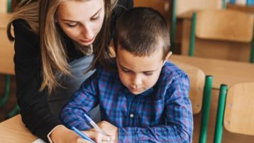 نظرة التربية القديمة إلى الطفل