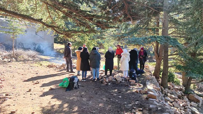تجربة فريدة لدراسة الإنجليزية في البيئة المفتوحة بباتنة