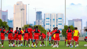 بالصور.. منافس “الخضر” في “الكان” يواصل تحضيراته بدبي