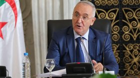 وزير المالية يشرف على تسليم الاعتمادات الميزانياتية لقانون المالية 2025