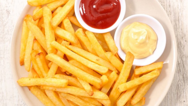 طبيبة روسية تحذّر من البطاطا المقلية.. لن تصدق ضررها! 