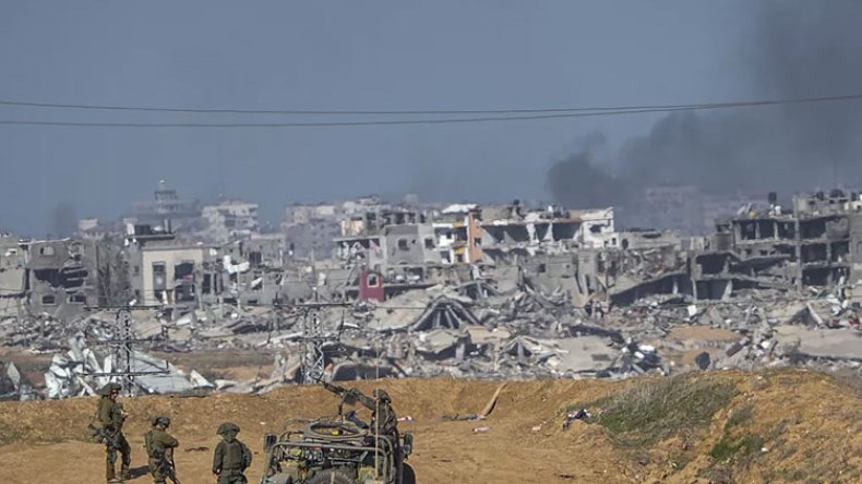 الإفلاس السياسي وانهيار القيود المفروضة على استخدام القوة