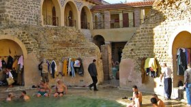 نحو جعل الجزائر قبلة للسياحة العلاجية