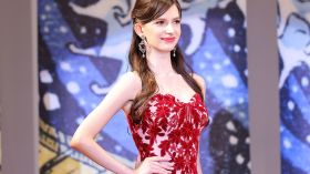 بالفيديو.. ملكة جمال اليابان أوكرانية بملامح أوروبية وضجة تجتاح البلد الآسياوي!