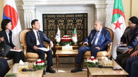 “الجزائر لن تقبل وضع الشعب الفلسطيني تحت الوصاية”