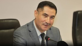 وزير الاتصال يناقش الشبكة البرامجية لشهر رمضان مع مديري الإذاعة والتلفزيون  