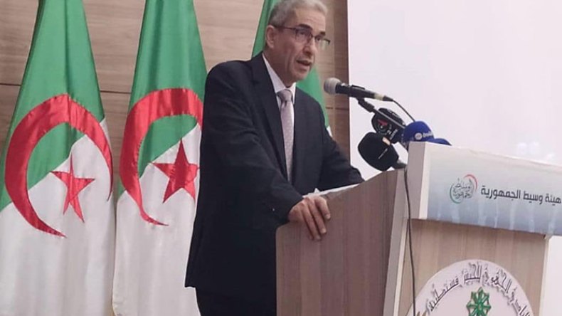 الشفافية ومحاربة البيروقراطية للتكفل بالمواطن