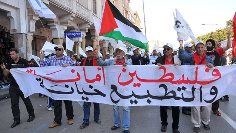 الشارع المغربي يصعد من ضغطه على النظام بسبب التطبيع